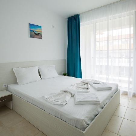 Sea Life Apartments Sinemorets Bagian luar foto
