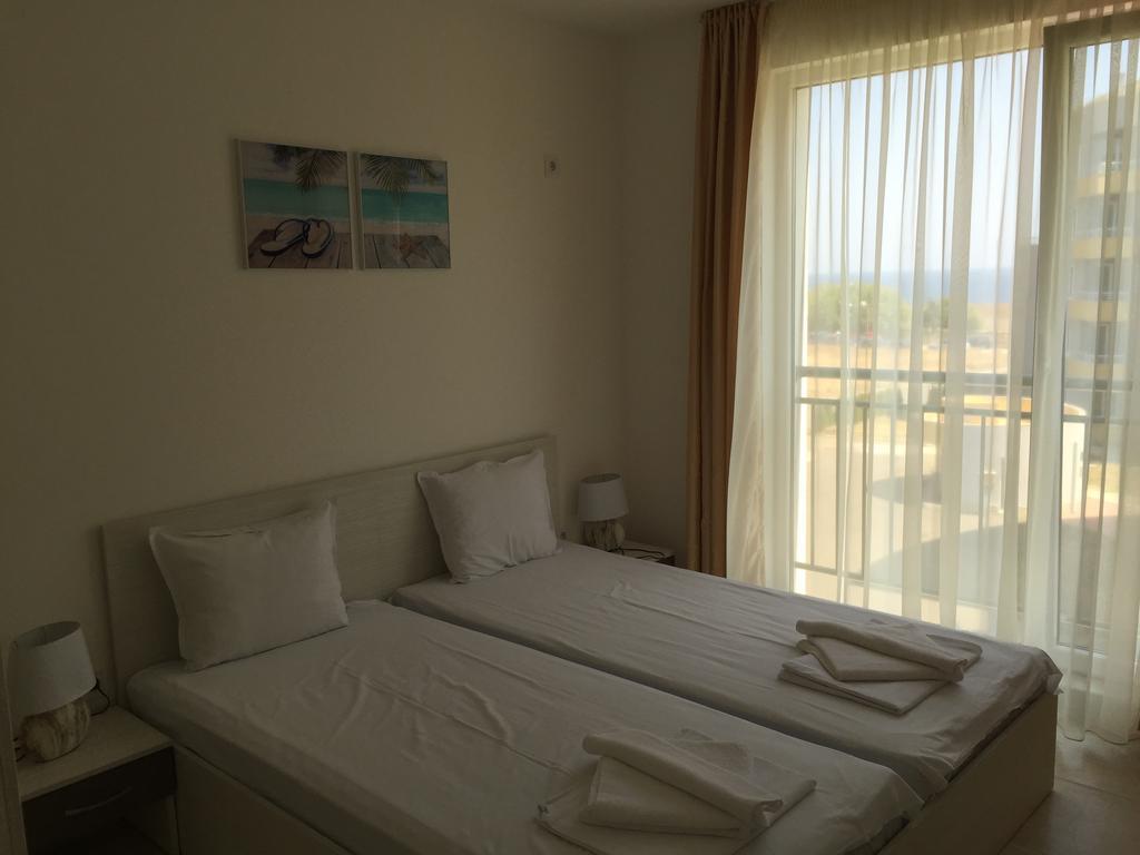 Sea Life Apartments Sinemorets Bagian luar foto