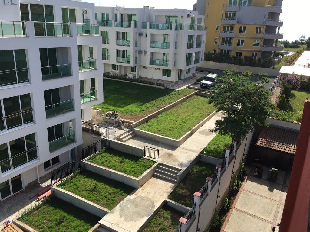 Sea Life Apartments Sinemorets Bagian luar foto