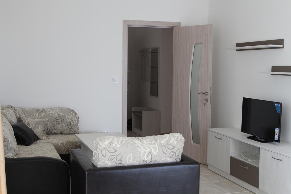 Sea Life Apartments Sinemorets Bagian luar foto