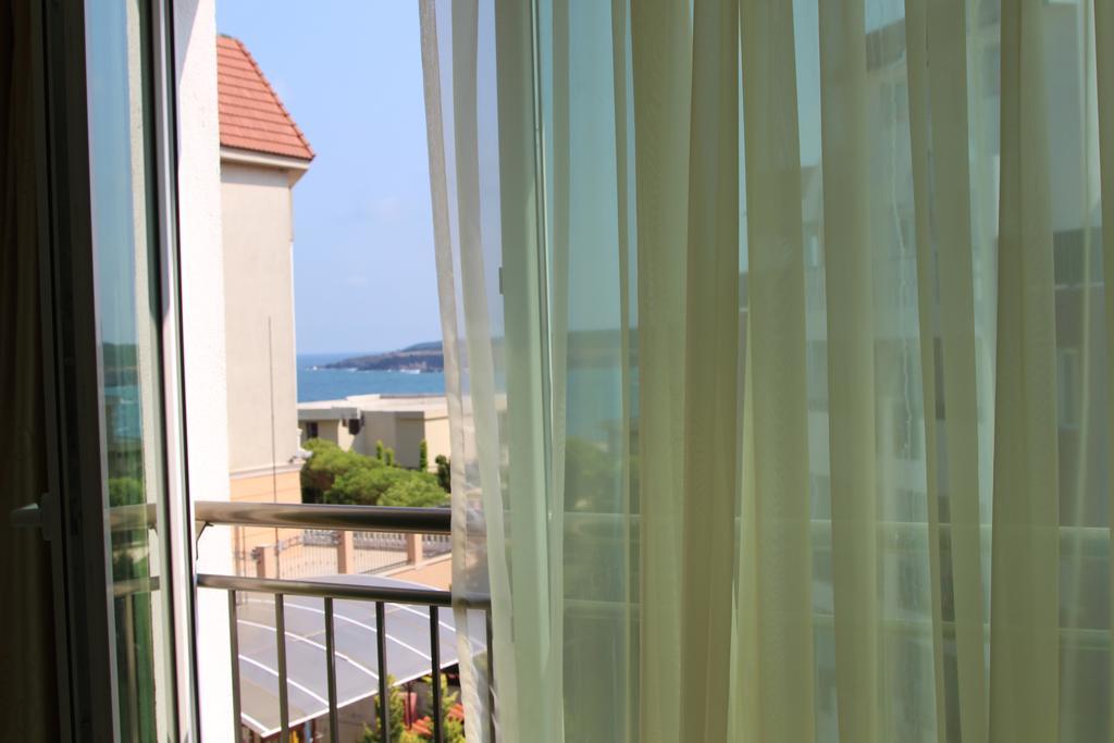 Sea Life Apartments Sinemorets Bagian luar foto
