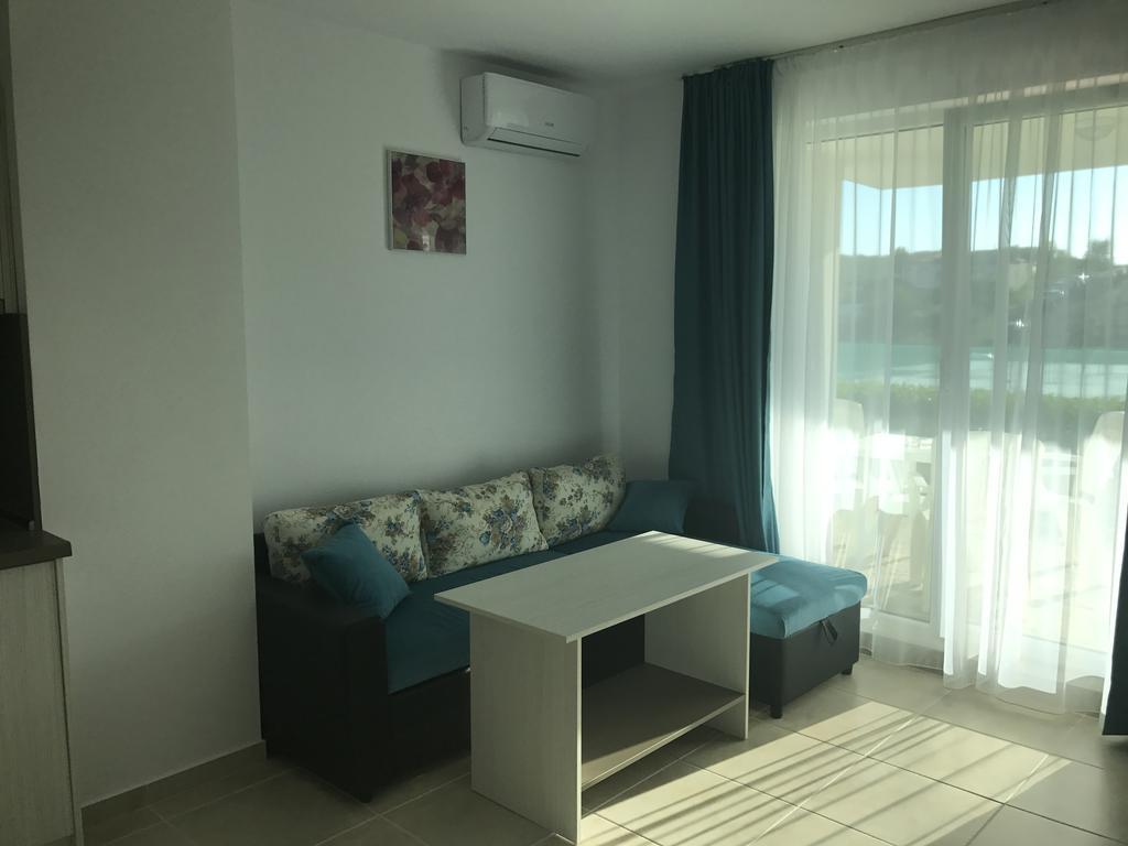 Sea Life Apartments Sinemorets Bagian luar foto