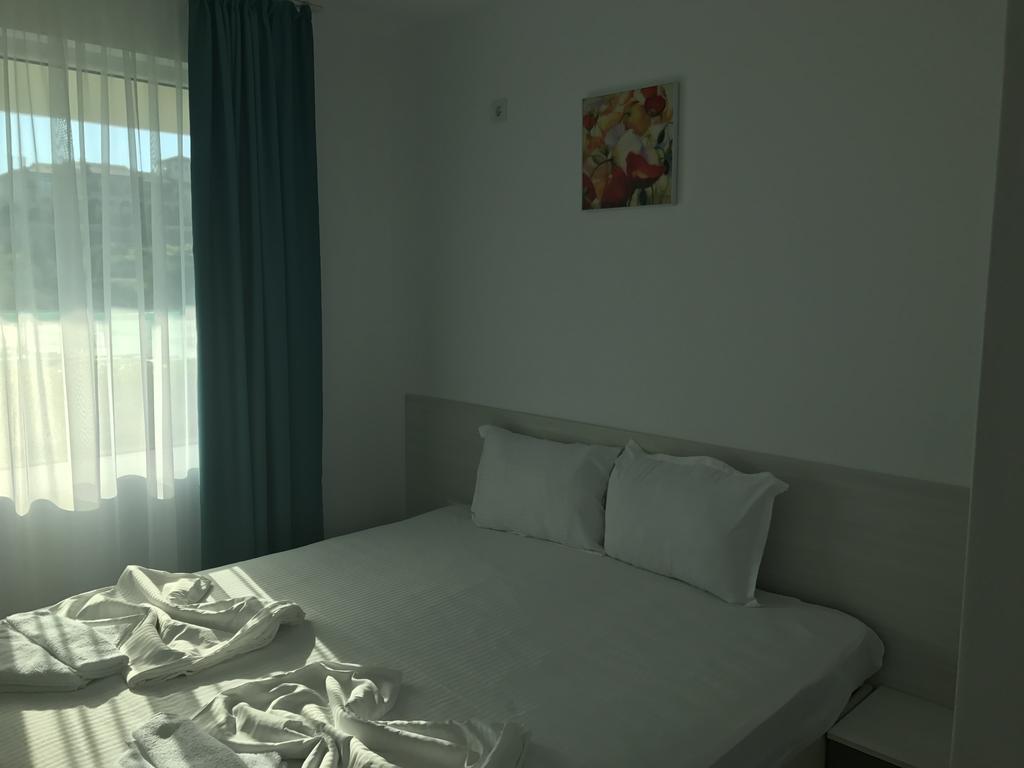 Sea Life Apartments Sinemorets Bagian luar foto