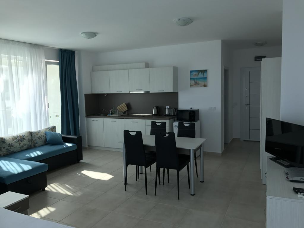 Sea Life Apartments Sinemorets Bagian luar foto