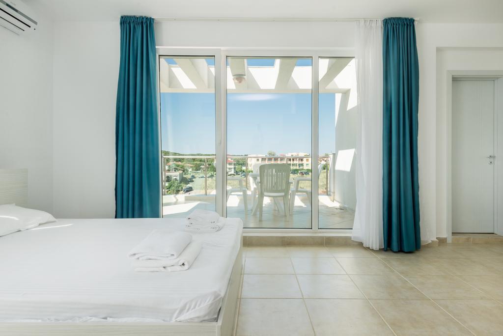 Sea Life Apartments Sinemorets Bagian luar foto