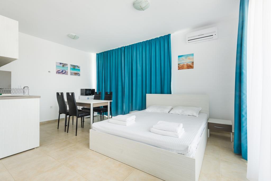Sea Life Apartments Sinemorets Bagian luar foto