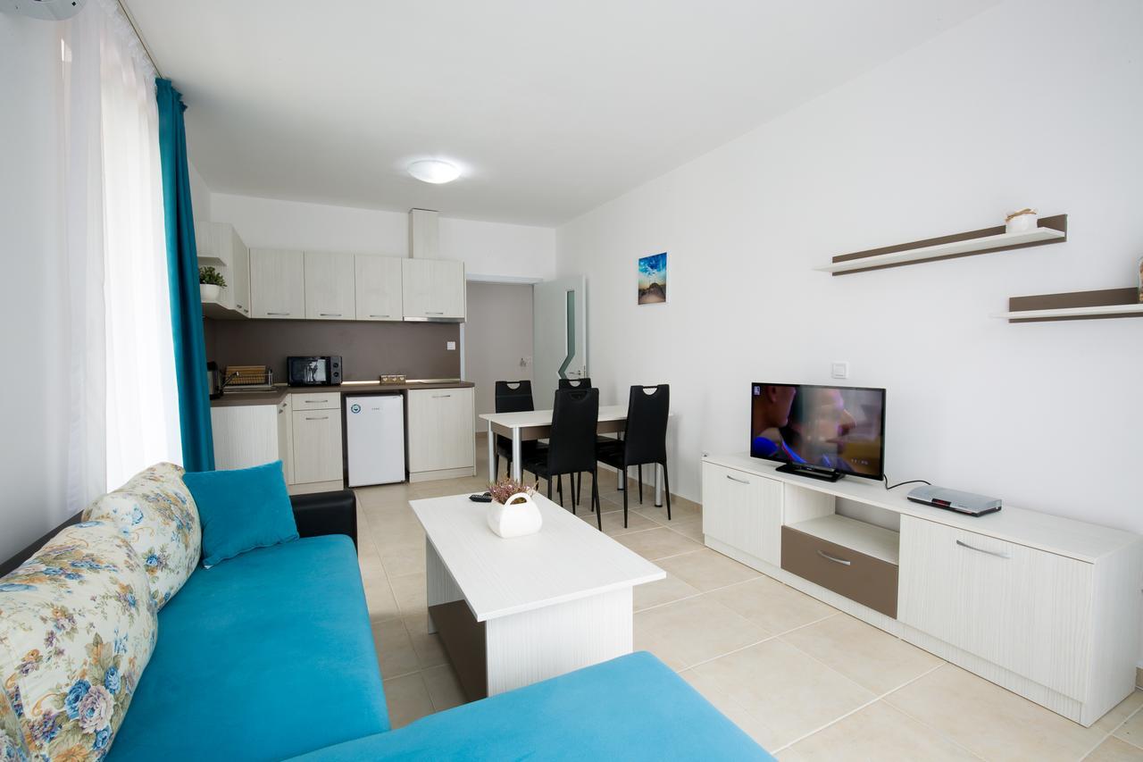 Sea Life Apartments Sinemorets Bagian luar foto