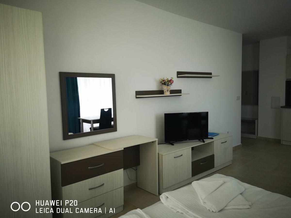 Sea Life Apartments Sinemorets Bagian luar foto